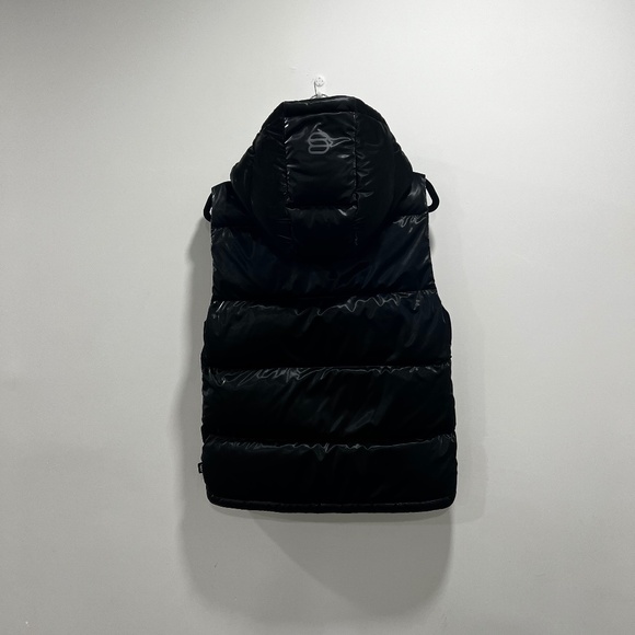 Aritzia The Super Puff Black Liquid Shine Original Vest - Picture 5 of 6